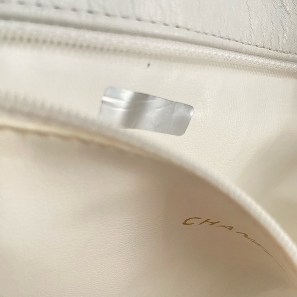 CHANEL Canvas Supermodel print tote - Picture 8 of 10